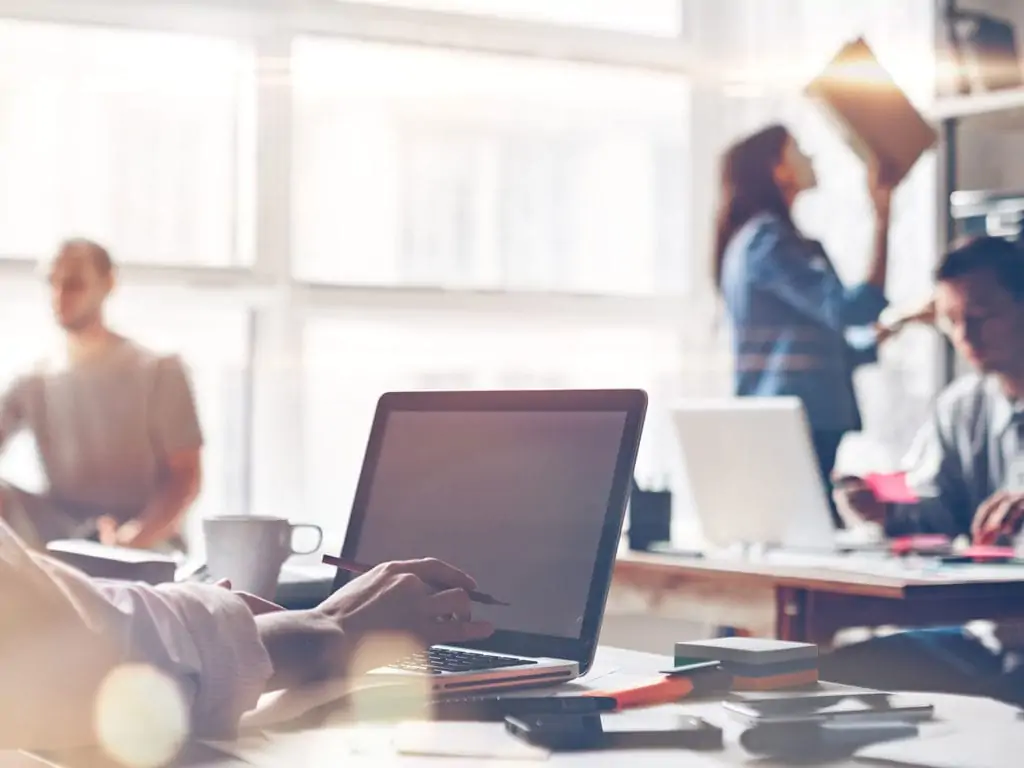 outsource-or-hire-in-house-blog